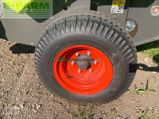 Empacadora gigant - Claas - rollant 520 rc - neu