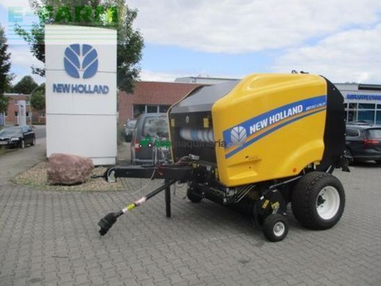 Empacadora gigant - New Holland - br 150 utility