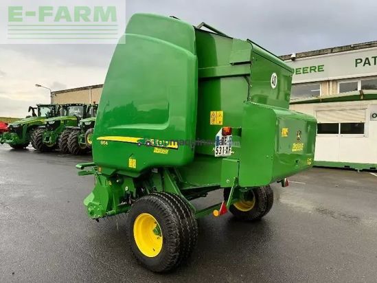 Empacadora gigant - John Deere - 864