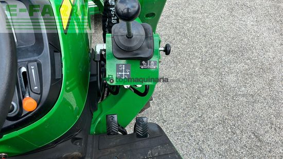 Tractor agrícola - John Deere - 3025E
