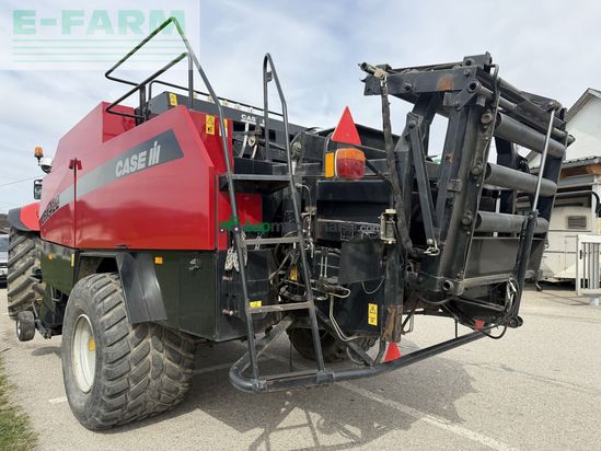 Empacadora gigant - Case IH - lbx 422 r