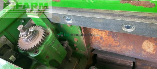 Cosechadora de Cereal - John Deere - 8300