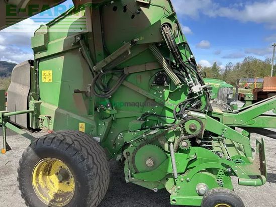 Empacadora gigant - John Deere - v 451 m maxicut 13 couteaux