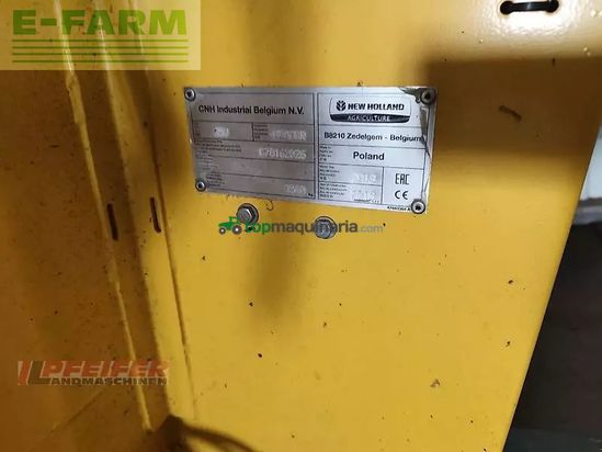 Cosechadora de Cereal - New Holland - cr 9.90 ***ohne schneidwerk***