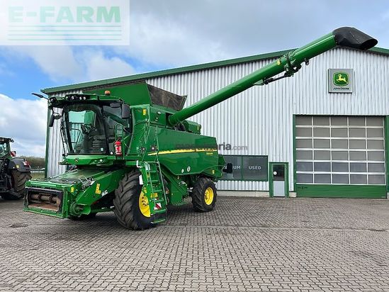 Cosechadora de Cereal - John Deere - t670