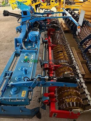 Grada rotativa - Lemken - zirkon 12/600 mit güttler walze
