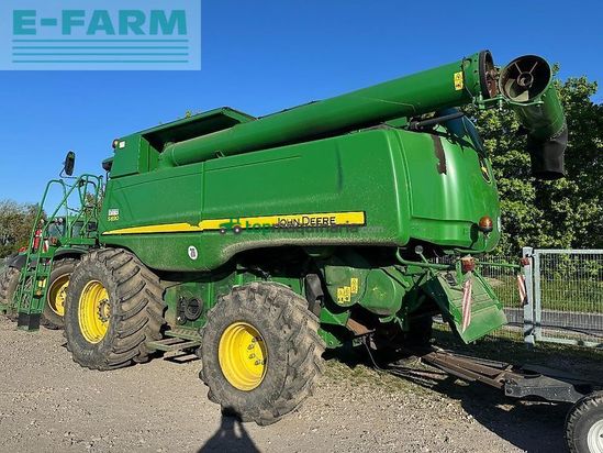 Cosechadora de Cereal - John Deere - s690
