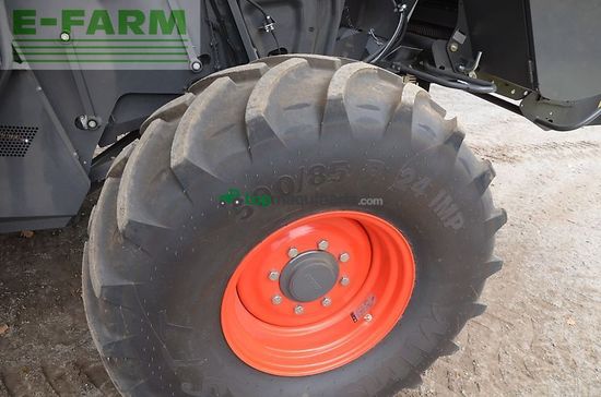 Cosechadora de Cereal - Claas - trion 740 terra trac