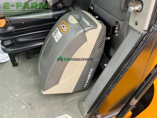 Minicargadora - JCB - 437 wheeled loading shovel (st23075)