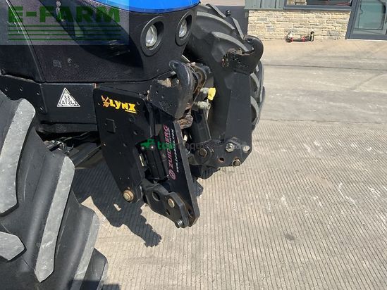 Tractor agrícola - New Holland - t7.245 tractor (st24115)