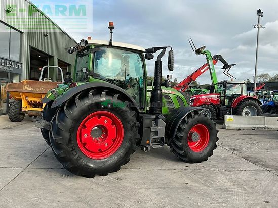 Tractor agrícola - Fendt - 724 profi plus tractor (st27860)