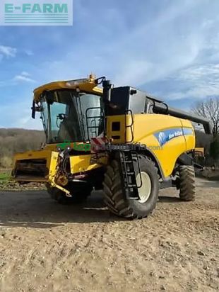 Cosechadora de Cereal - New Holland - cx 8090