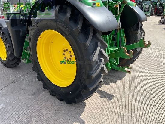 Tractor agrícola - John Deere - 6090m tractor (st26117)