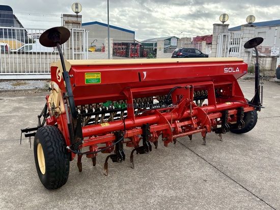 Sembradora en línea convencional - Sola - trisem  194 