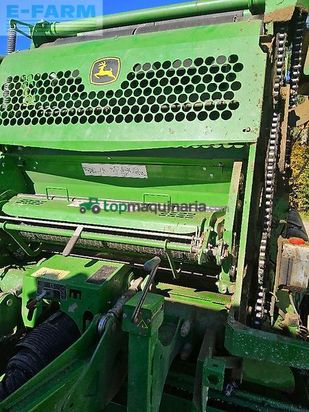 Empacadora gigant - John Deere - 990