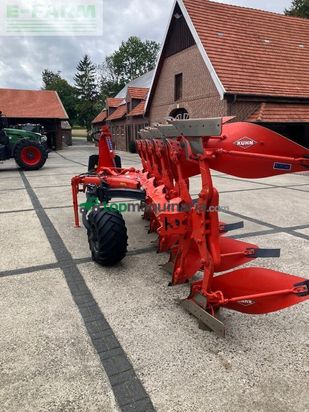 Arado - Kuhn - vari master 153l