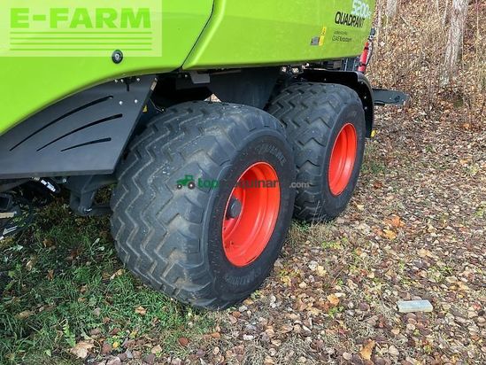 Empacadora gigant - Claas - quadrant 5200 fc tandem