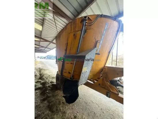 Remolqu esparcidor - Lucas - spirmix120