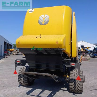 Empacadora gigant - New Holland - rb 180