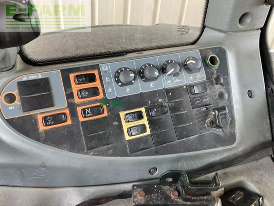 Tractor agrícola - Valtra - n123