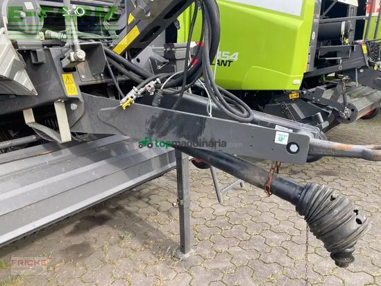 Empacadora gigant - Claas - rollant 454 uniwrap
