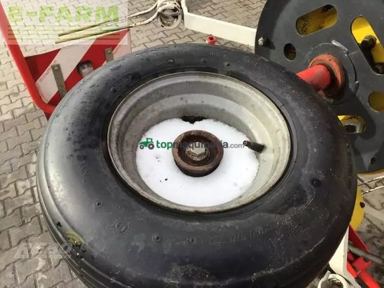 Henificador - Pöttinger - hit 910 nz