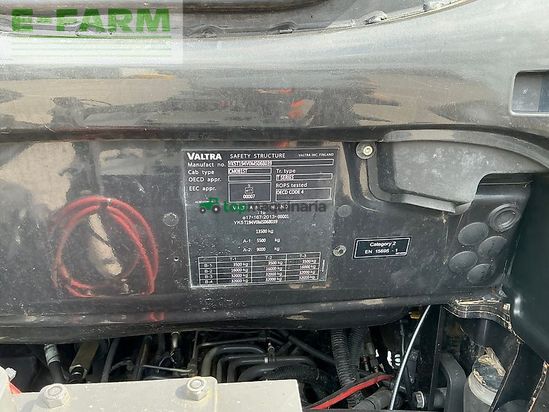 Tractor agrícola - Valtra - t194 versu unlimited (st26337)