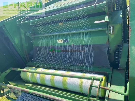 Empacadora gigant - McHale - fusion i einsatzbereit mit 31.000 ballen