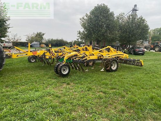 Cultivador - Bednar - versatill vo 7500