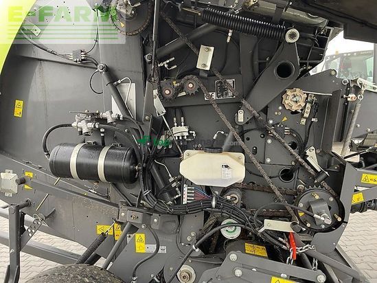 Empacadora gigant - Claas - variant 480 rc pro