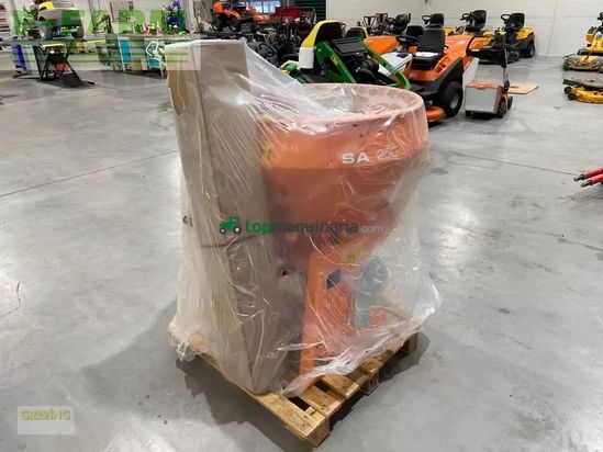 Tractor agrícola - Rauch - sa 250 salzstreuer