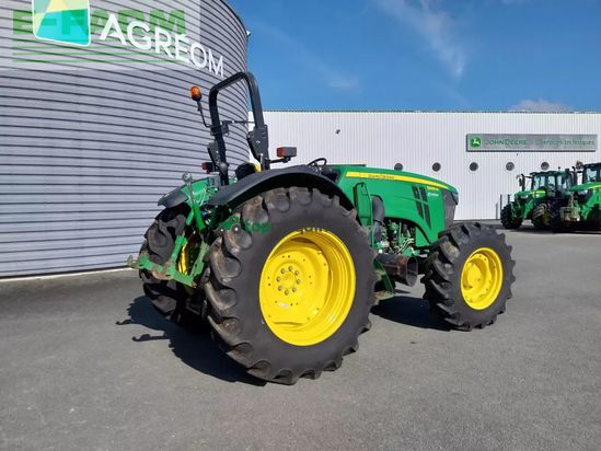 Tractor agrícola - John Deere - 5m