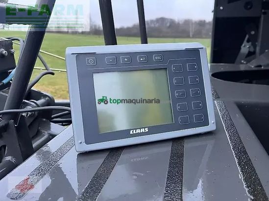 Empacadora gigant - Claas - rollant 520 rc