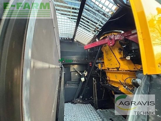 Cosechadora de Cereal - New Holland - fr 700