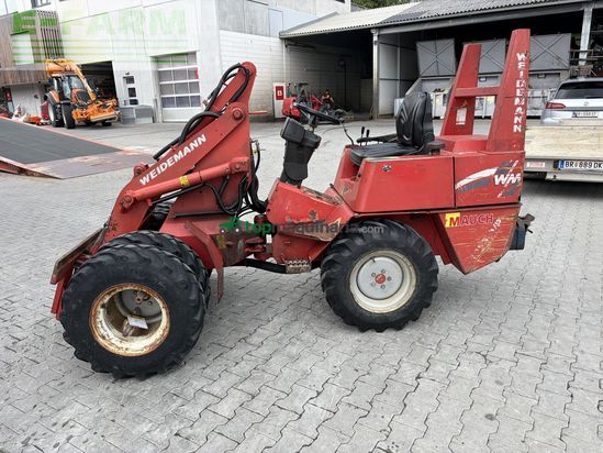 Minicargadora - Weidemann - 1055 d/p mit ca. 4000