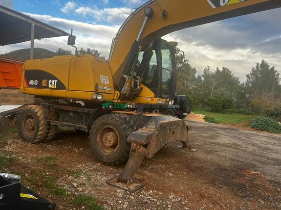 Excavadora -  CAT318D