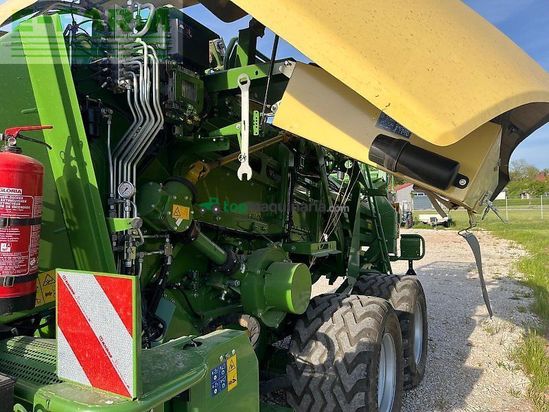 Empacadora gigant - Krone - big pack 1270 vc