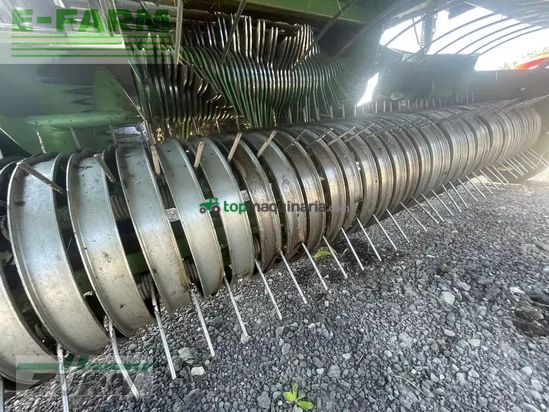 Empacadora gigant - Krone - comprima f 155 xc