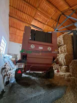 Rotoempacadora New Holland BR750