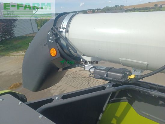 Cosechadora de Cereal - Claas - trion 750 montana + v 770