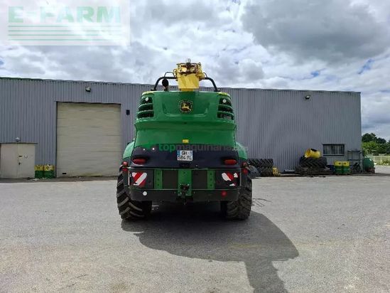 Cosechadora de Cereal - John Deere - 8300