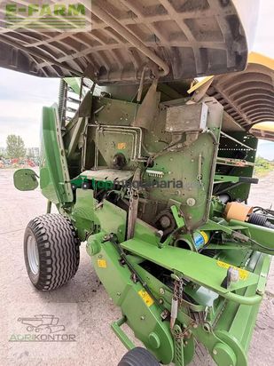 Empacadora gigant - Krone - comprima f 155 xc