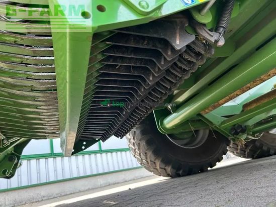 Empacadora gigant - Krone - comprima cv 150 xc plus