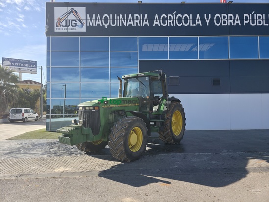 Tractor agrícola - John Deere - 8200