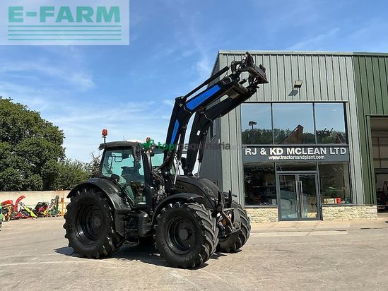 Tractor agrícola - Valtra - n174 unlimited tractor (st27280)
