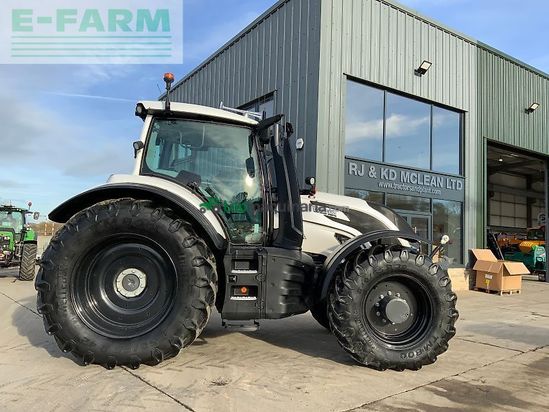 Tractor agrícola - Valtra - t195 versu unlimited tractor (st25161) Versu