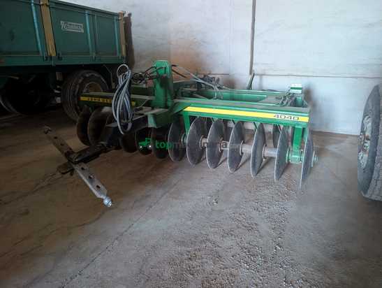 Grada de 26 discos  John Deere 4040