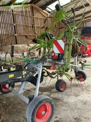 Henificador - Claas - volto 800 t