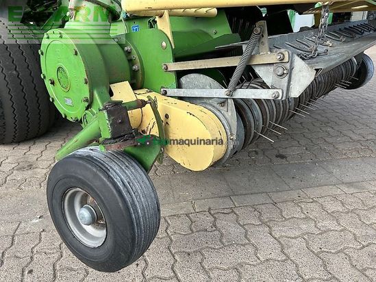 Empacadora gigant - Krone - big pack 80-80 multicut