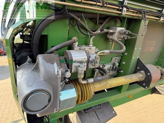 Cosechadora de Cereal - John Deere - t660i pro drive